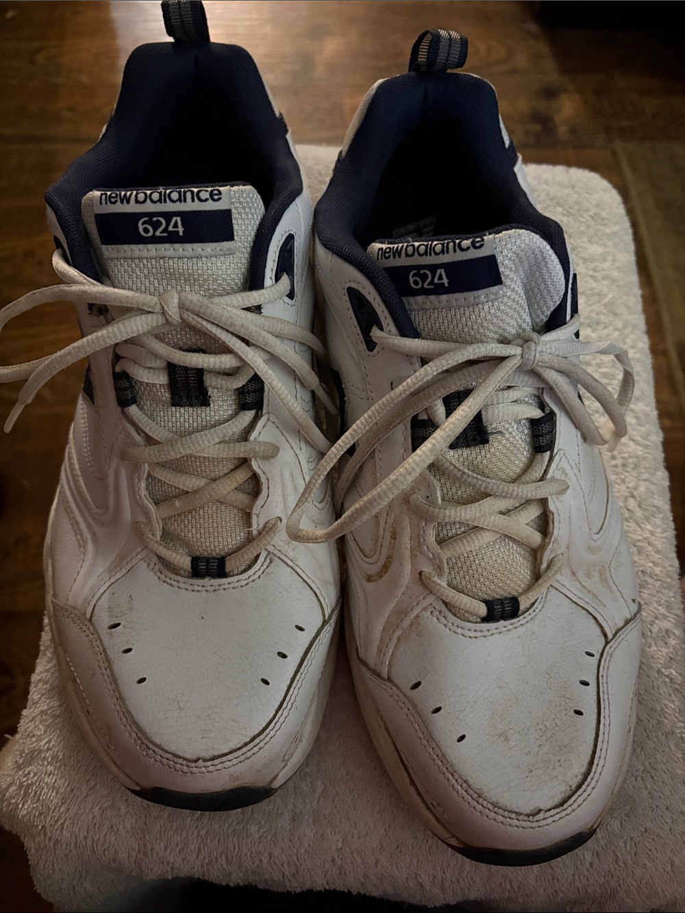 New Balance Men’s White and Navy 624 Athletic Sneakers